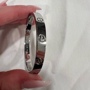 “Love Bracelet” Silver